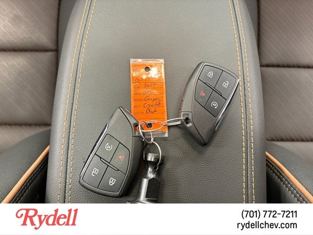 2025 GMC Canyon 4WD AT4