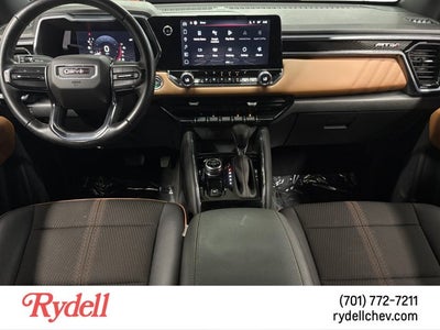 2023 GMC Canyon 4WD AT4