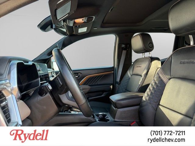 2024 GMC Canyon 4WD Denali