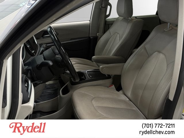 2020 Chrysler Pacifica Touring L Plus